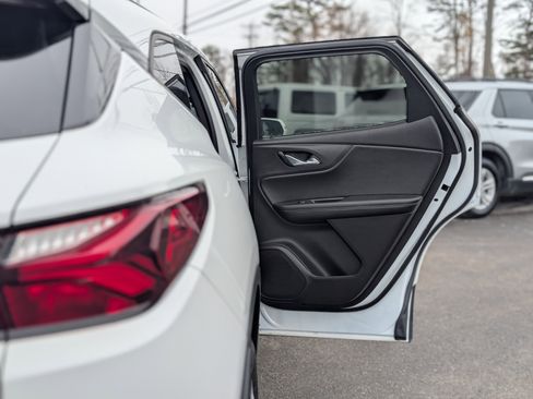 Used 2020 Chevrolet Blazer LT image 41