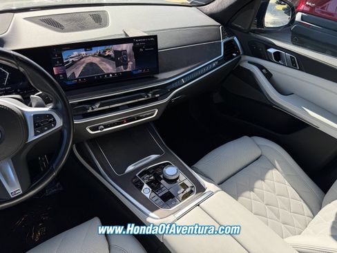 Used 2024 BMW X7 xDrive40i w/ Executive Package AWD/4WD image 17
