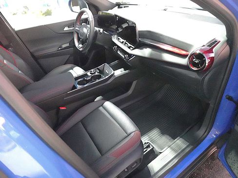 Used 2026 Chevrolet Equinox RS w/ Convenience Package III image 33