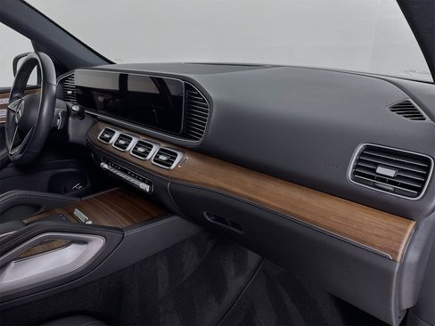 Certified 2025 Mercedes-Benz GLE 350 4MATIC image 31