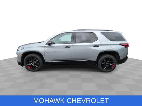 Used 2024 Chevrolet Traverse Premier w/ Redline Edition AWD/4WD image 5