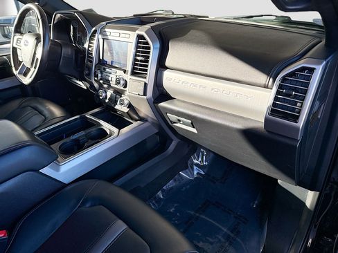 Used 2020 Ford F350 Platinum w/ Snow Plow Prep Package image 29