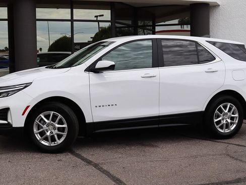 Used 2022 Chevrolet Equinox LT FWD image 4