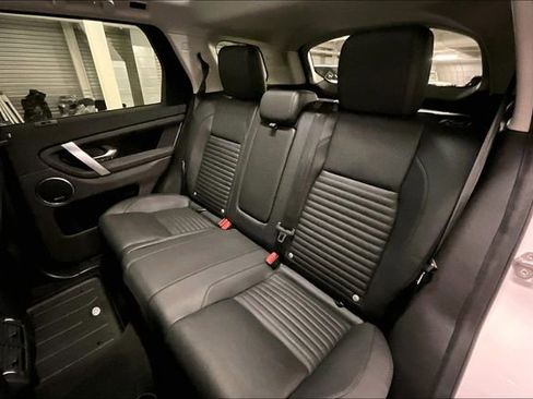 Certified 2025 Land Rover Discovery Sport S image 17