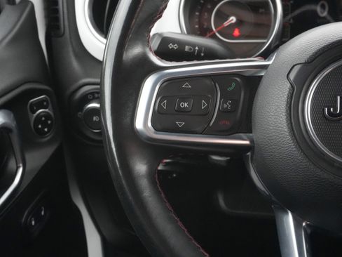 Used 2019 Jeep Wrangler Unlimited Rubicon w/ Steel Bumper Group AWD/4WD image 18