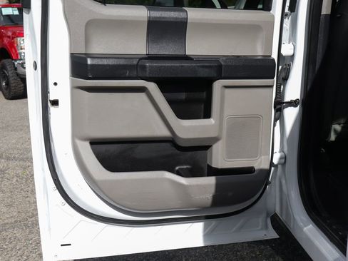 Used 2022 Ford F350 XL w/ Power Equipment Group RWD image 30