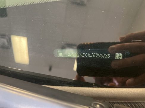 Used 2018 GMC Sierra 1500 SLT w/ SLT Premium Package image 6