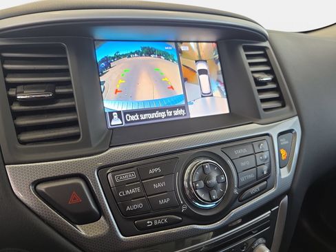 Used 2018 Nissan Pathfinder SL FWD image 23