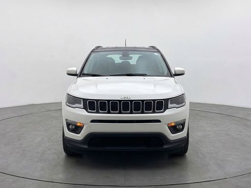 Used 2025 Jeep Compass Limited AWD/4WD image 2
