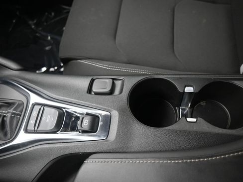 Used 2021 Chevrolet Camaro LT RWD image 22