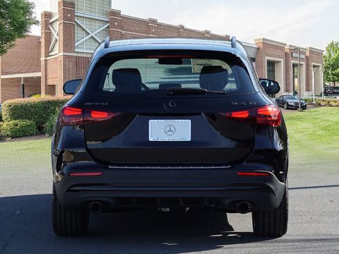 New 2026 Mercedes-Benz GLA 35 AMG 4MATIC image 5