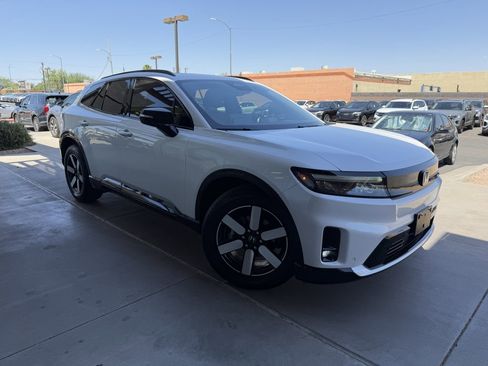 Used 2024 Honda Prologue Touring image 6
