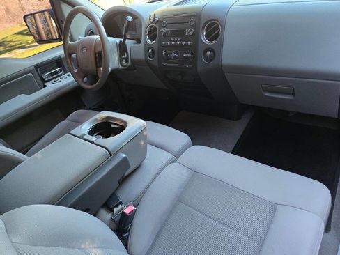 Used 2006 Ford F150 XLT image 14