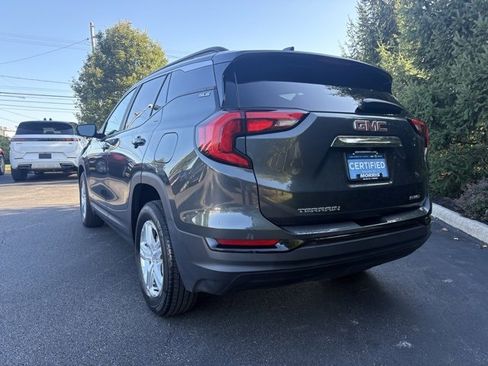 Certified 2021 GMC Terrain SLE w/ Driver Convenience Package image 3