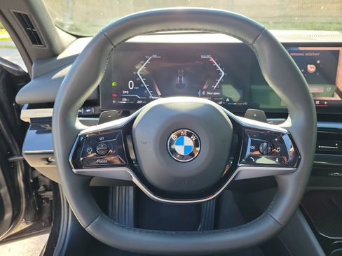 Used 2024 BMW 530i w/ Premium Package image 24