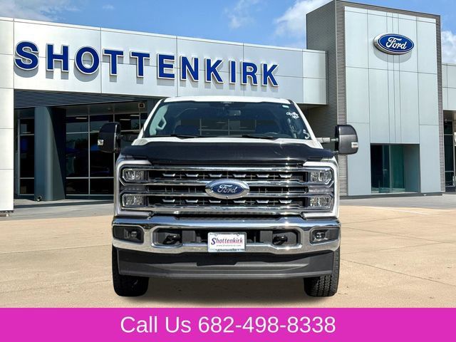 Certified 2025 Ford F250 Lariat AWD/4WD image 2