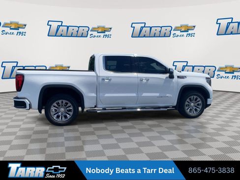 Used 2023 GMC Sierra 1500 Denali w/ Technology Package AWD/4WD image 9