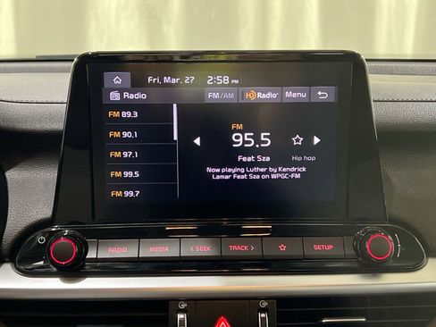 Used 2023 Kia Forte LXS w/ LXS Technology Package image 18