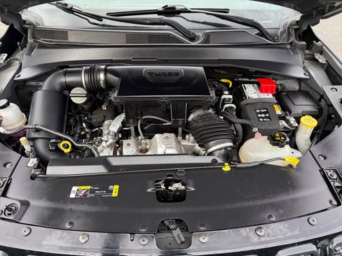 Used 2023 Jeep Compass Limited image 20