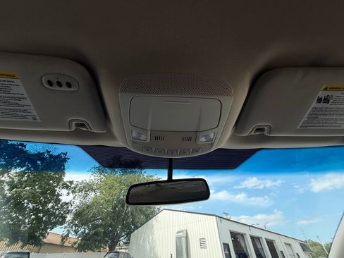 Used 2017 Ford Edge SEL w/ Equipment Group 201A FWD image 22