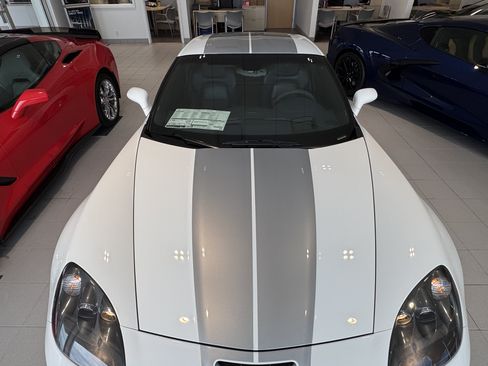 Used 2013 Chevrolet Corvette Grand Sport w/ 4LT Preferred Equipment Group RWD image 11
