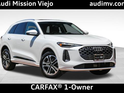 Certified 2025 Audi Q5 Premium w/ Convenience Package AWD/4WD image 1