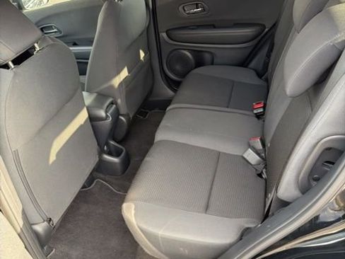 Used 2021 Honda HR-V Sport image 7