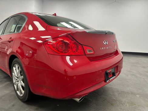 Used 2013 INFINITI G37 4dr x AWD w/ Premium Pkg image 17