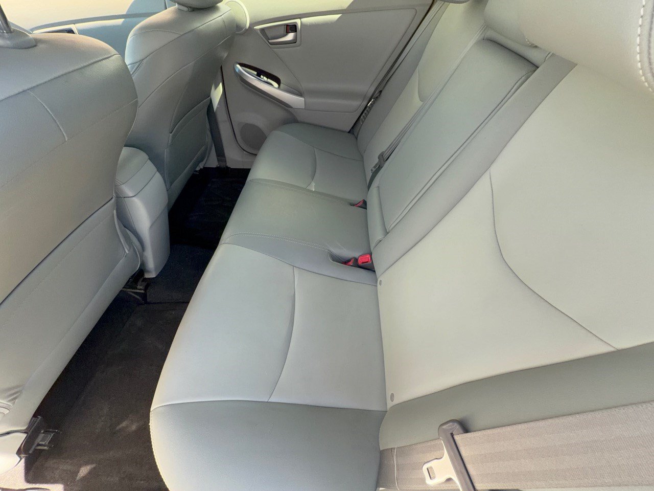 Used 2013 Toyota Prius Four FWD image 25