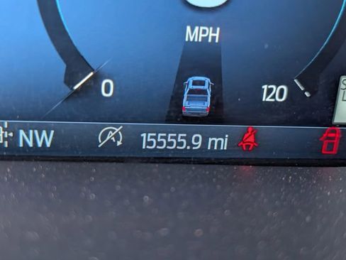 Used 2025 Ford F150 Lariat w/ Equipment Group 501A Mid image 12