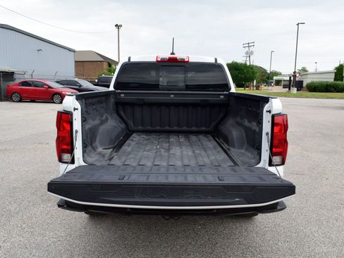 Used 2024 Chevrolet Colorado W/T w/ WT Convenience Package II image 21