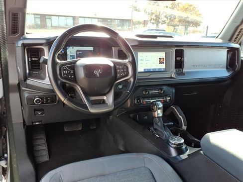 Used 2023 Ford Bronco Outer Banks image 13