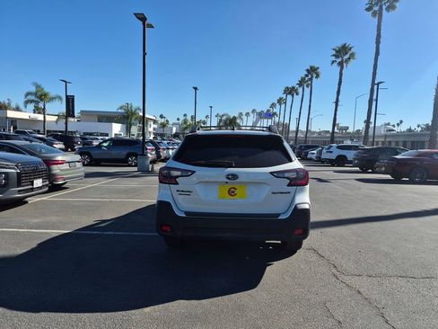 Used 2023 Subaru Outback Onyx Edition w/ Popular Package #2 image 6