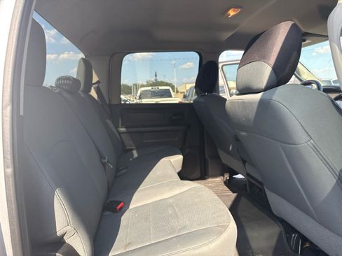 Used 2014 RAM 2500 Tradesman w/ Chrome Appearance Group AWD/4WD image 7