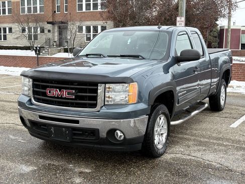 Used 2011 GMC Sierra 1500 SLE w/ Power Tech Package image 2