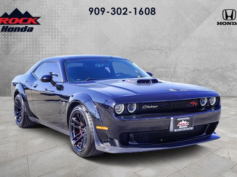 Used 2021 Dodge Challenger R/T Scat Pack image 3