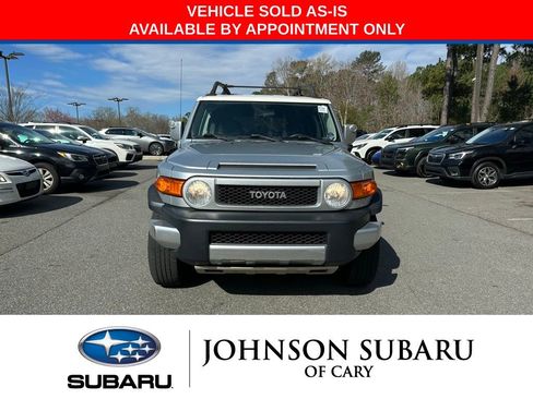 Used 2007 Toyota FJ Cruiser 4WD image 2