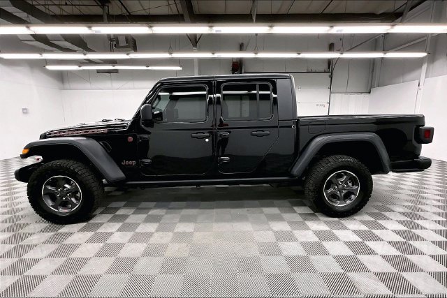Used 2021 Jeep Gladiator Rubicon w/ Cold Weather Group AWD/4WD image 13
