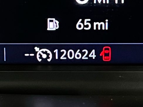 Used 2021 Chevrolet Silverado 1500 LT image 16