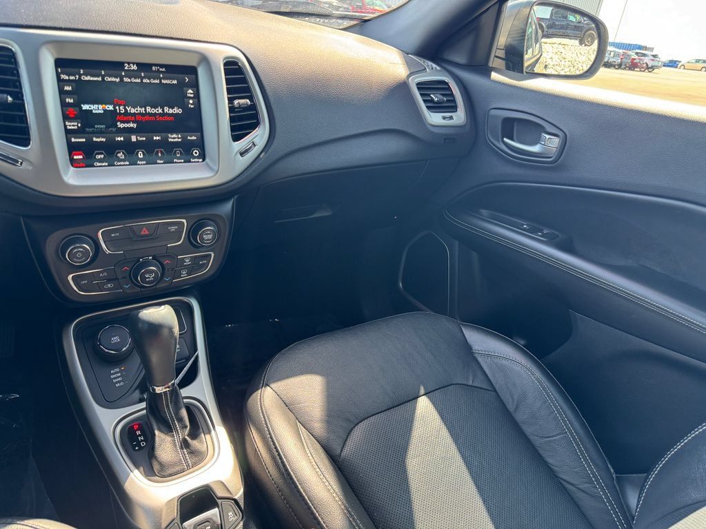 Used 2021 Jeep Compass Latitude AWD/4WD image 24