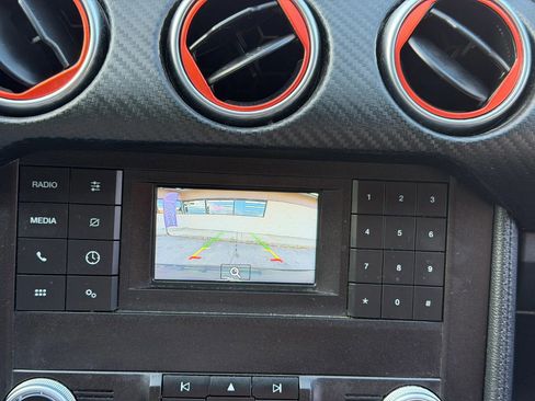 Used 2020 Ford Mustang Coupe RWD image 19