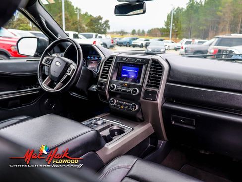 Used 2021 Ford Expedition Max XLT image 14