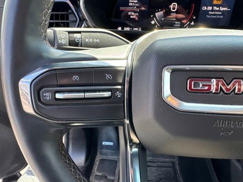 Used 2024 GMC Canyon AT4 w/ AT4 Premium Package AWD/4WD image 39