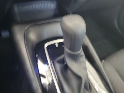 Used 2026 Toyota Corolla LE FWD image 28
