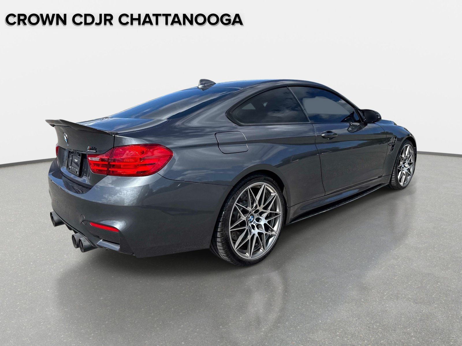 Used 2017 BMW M4 Coupe RWD image 4