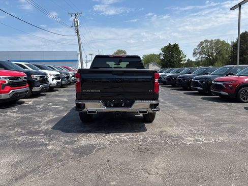 New 2026 Chevrolet Silverado 1500 LT w/ Z71 Off-Road Package AWD/4WD image 5