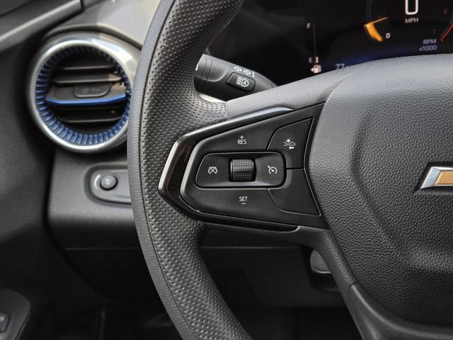 Used 2025 Chevrolet Trax LT FWD image 21
