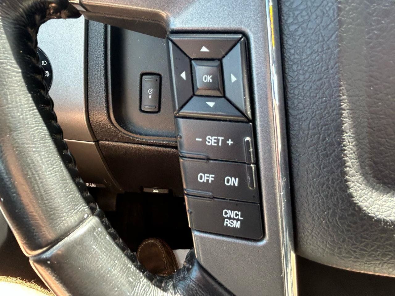 Used 2017 Ford Expedition Platinum AWD/4WD image 20