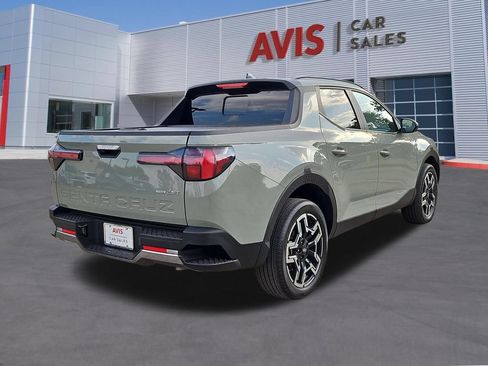 Used 2025 Hyundai Santa Cruz Limited AWD/4WD image 6