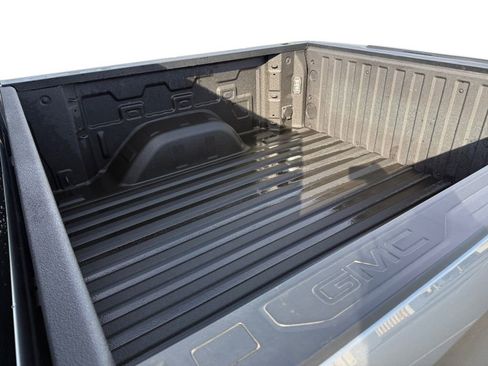 Certified 2025 GMC Sierra 1500 Elevation image 19